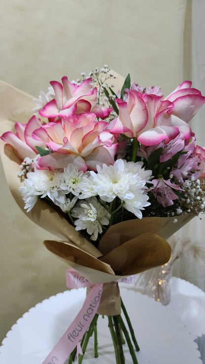 Powder Kiss - Fresh Flower Bouquet - Fleur Nation - flowers, chocolates, cakes and gifts same day delivery in Dubai